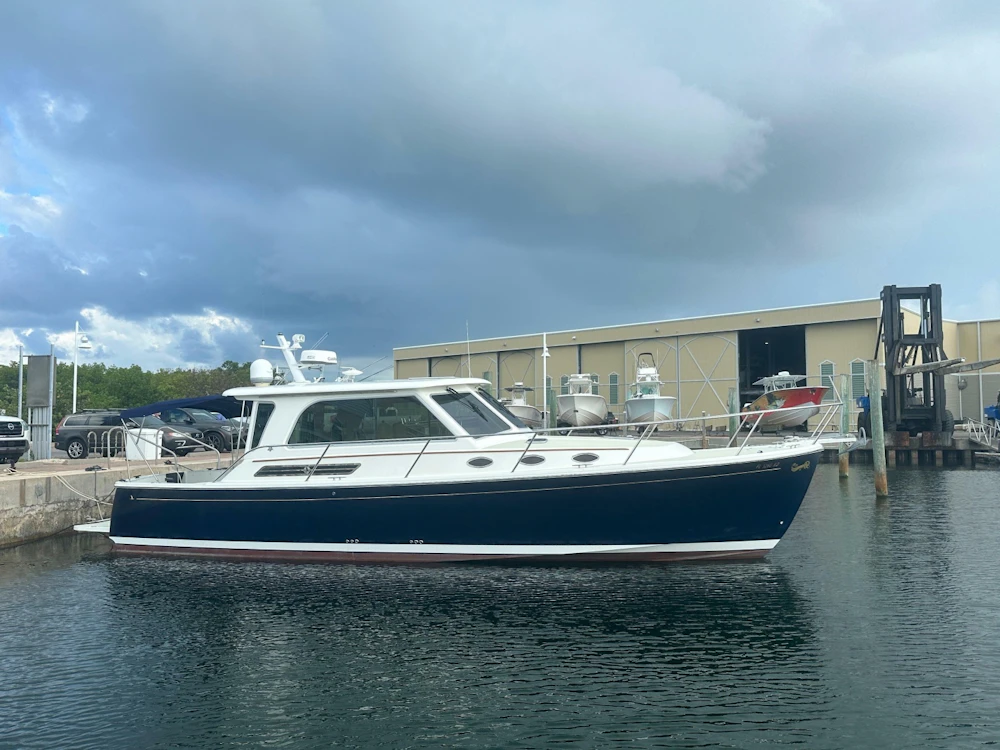 Back Cove 37 Yacht For Sale