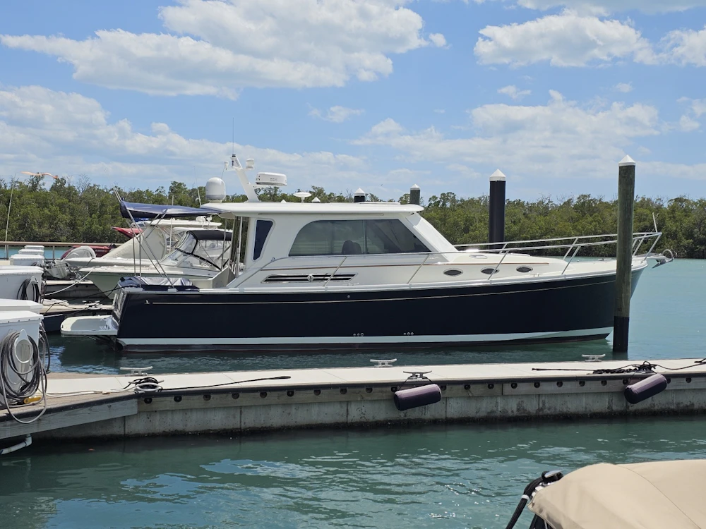 Back Cove 37 Yacht For Sale