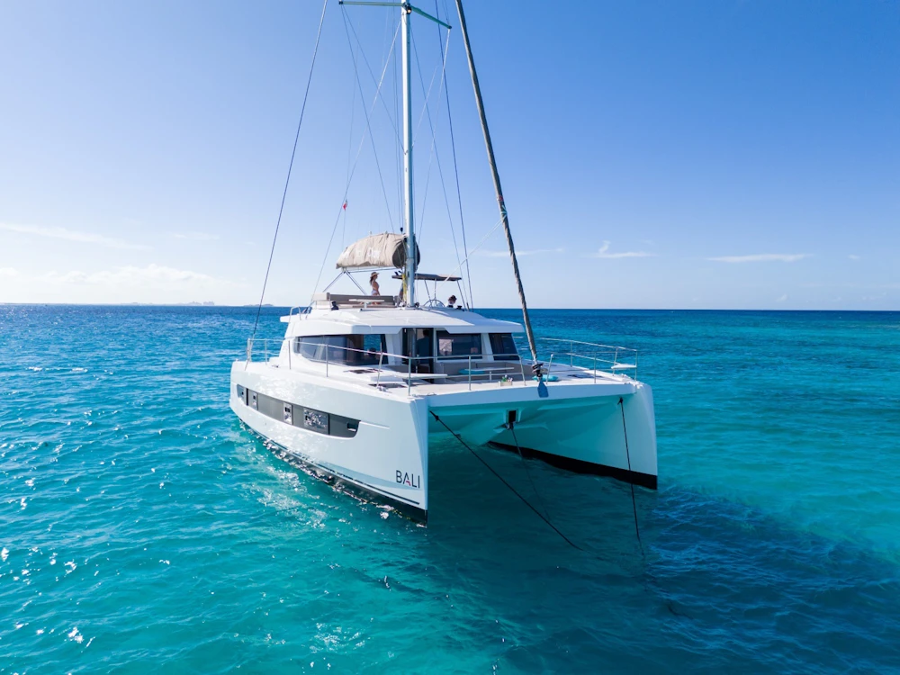 Bali 4.4 Yacht For Sale