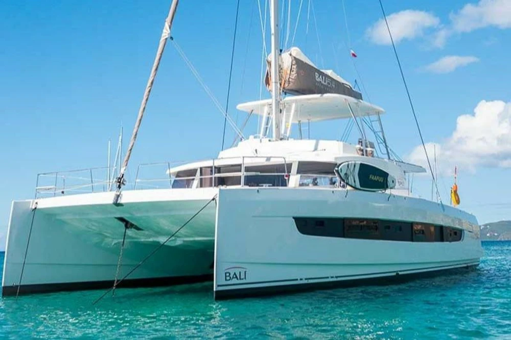 Bali 5.4 Yacht For Sale