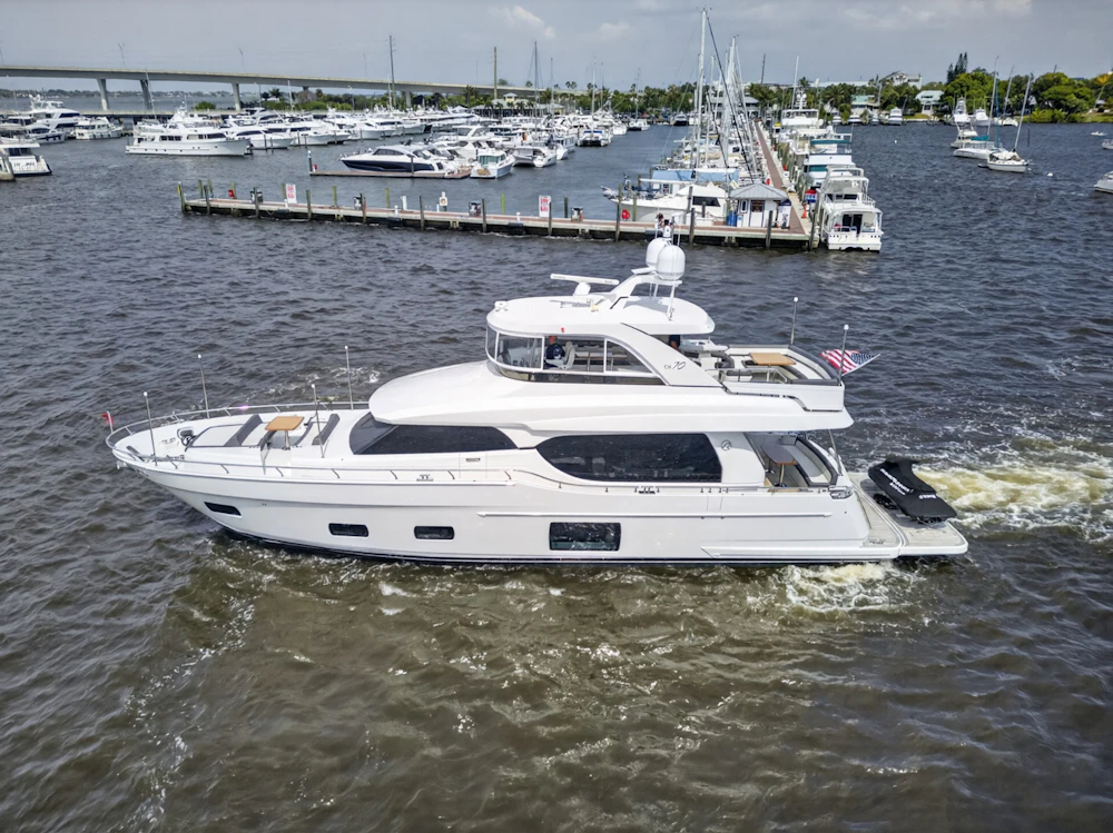 Ocean Alexander 70E Yacht For Sale