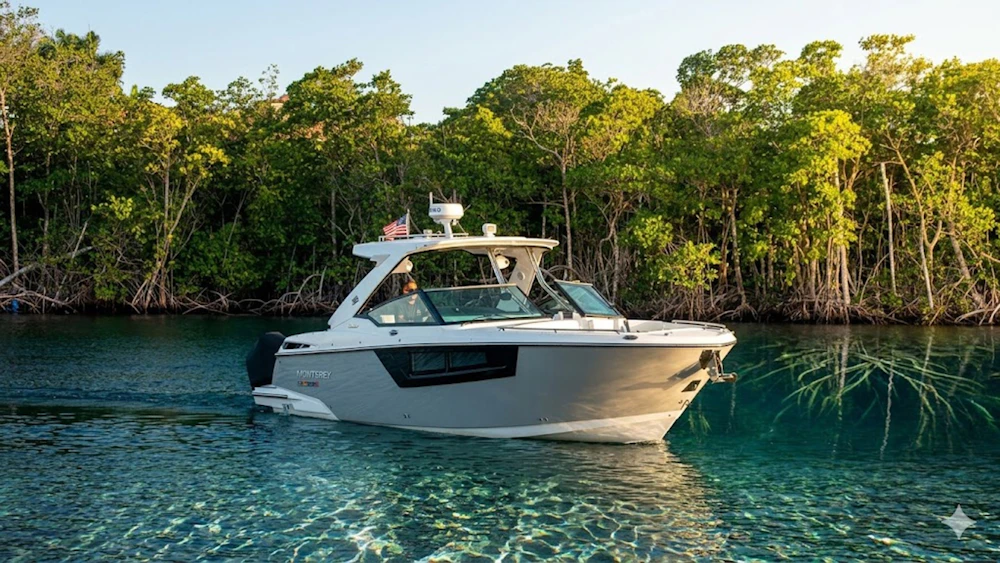 Monterey 385 SS Yacht For Sale