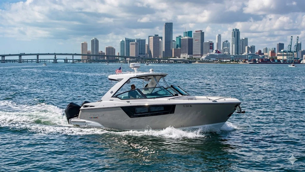 Monterey 385 SS Yacht For Sale