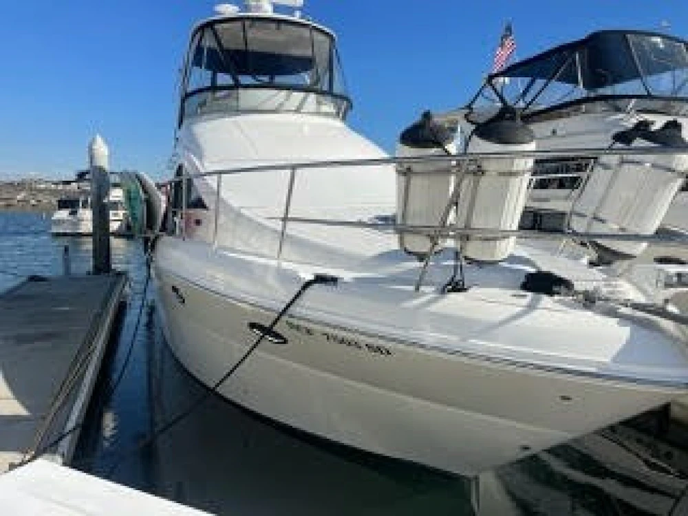 Sea Ray  Yacht For Sale