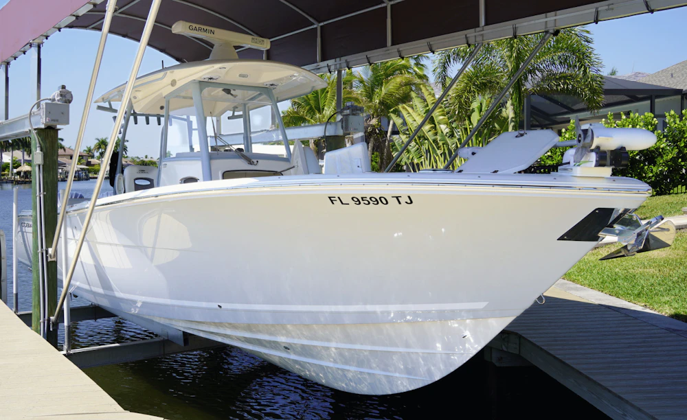 Cobia 320CC Yacht For Sale
