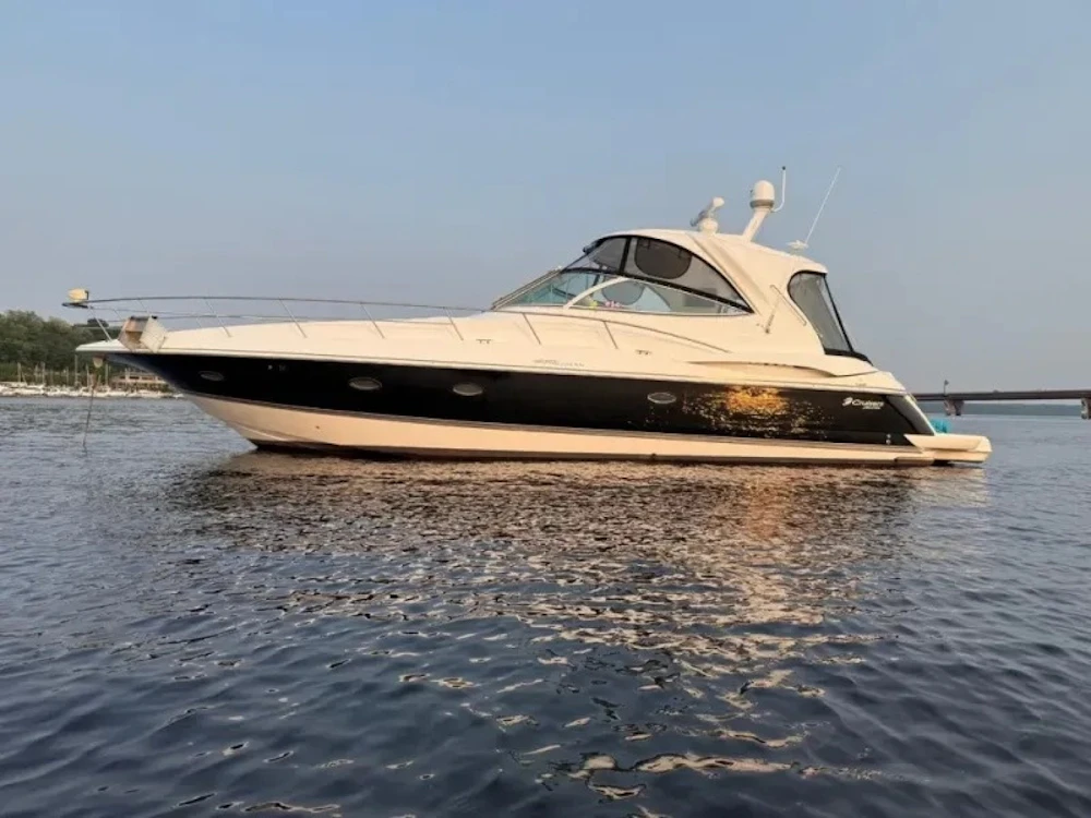 Cruisers 460 Express Yacht For Sale