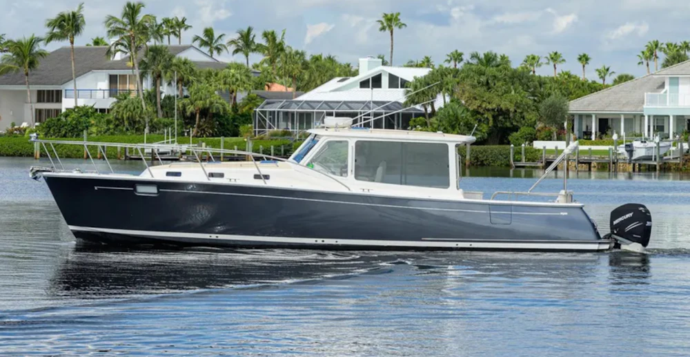 MJM  Yacht For Sale