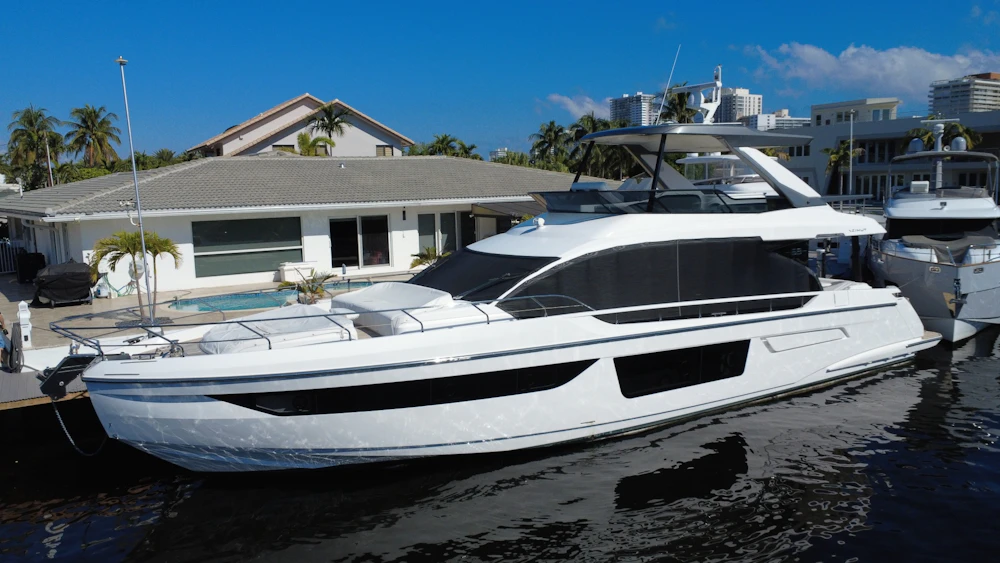 Azimut  Yacht For Sale