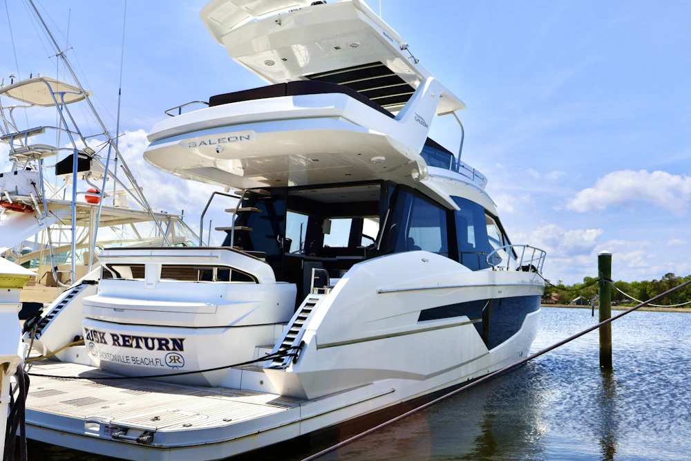 Galeon 500 FLY Yacht For Sale