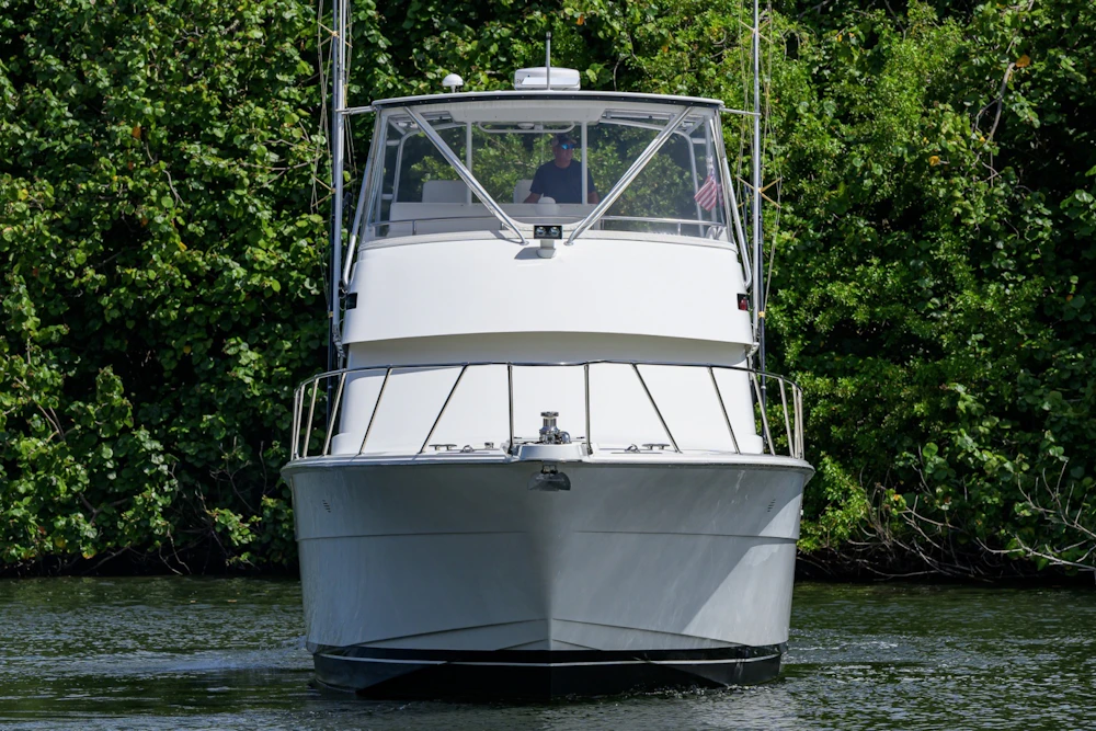 Hatteras 46 Convertible Yacht For Sale