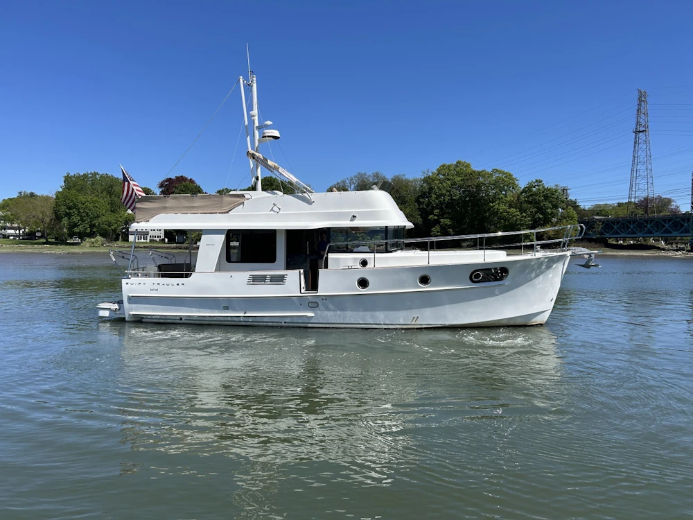 Beneteau 44 Swift Trawler Yacht For Sale