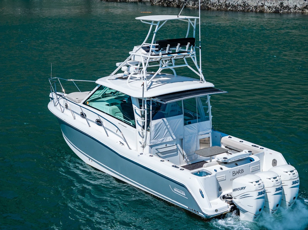 Boston Whaler 345 Conquest Yacht For Sale