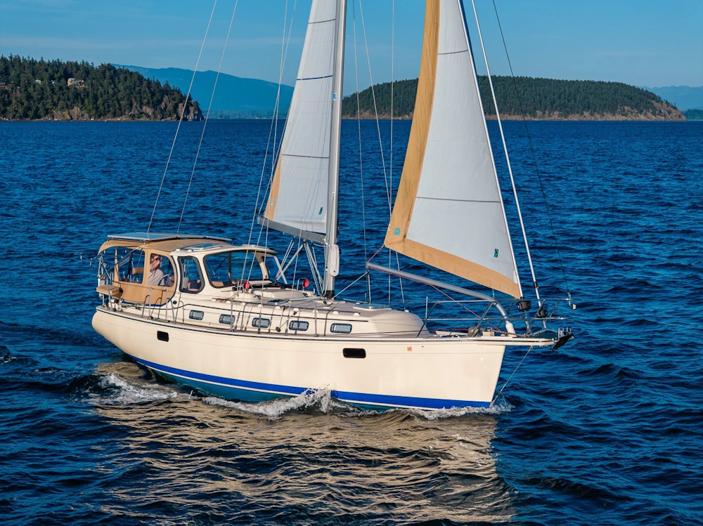 Island Packet 349 Yacht For Sale