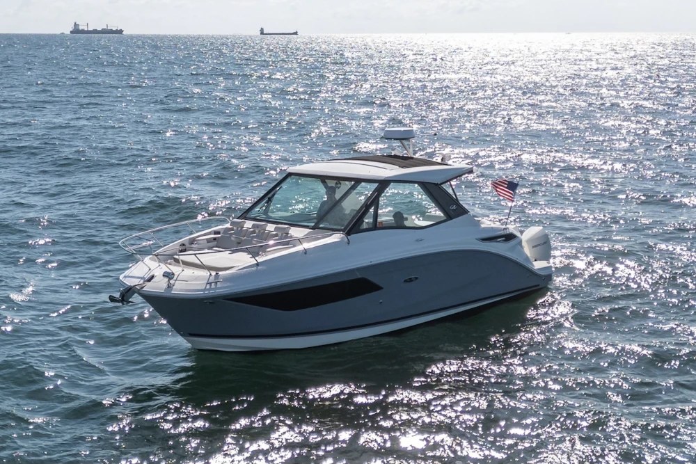 Sea Ray 320 Sundancer Yacht For Sale