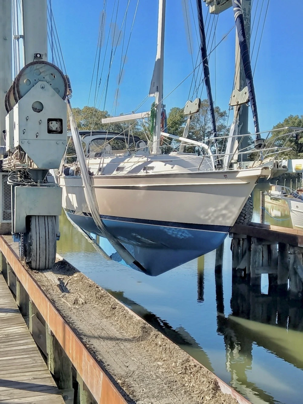 Island Packet  Yacht For Sale
