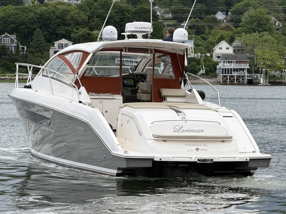 Pursuit SC 365i Sport Coupe Yacht For Sale