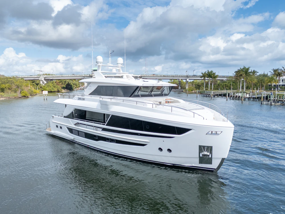 Horizon FD80 Yacht For Sale