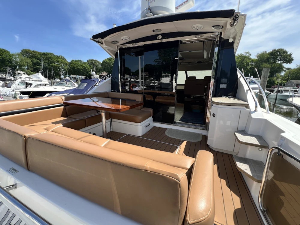 Sea Ray 510 Sundancer Yacht For Sale