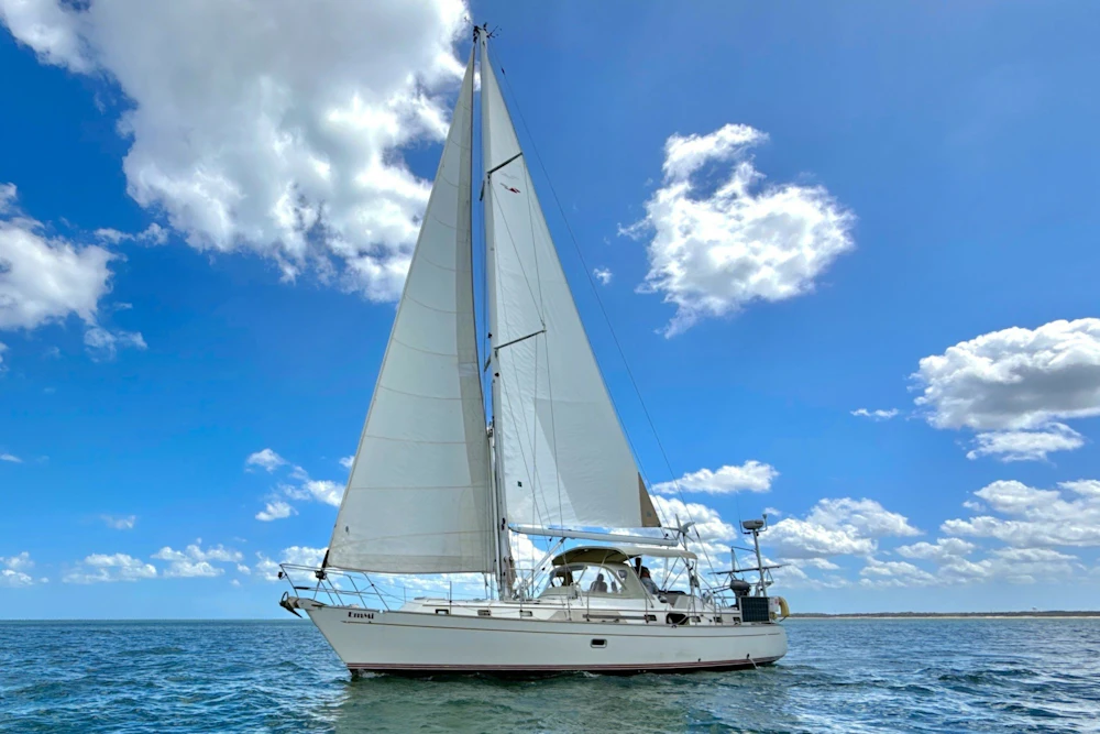 Passport 456 CC Yacht For Sale