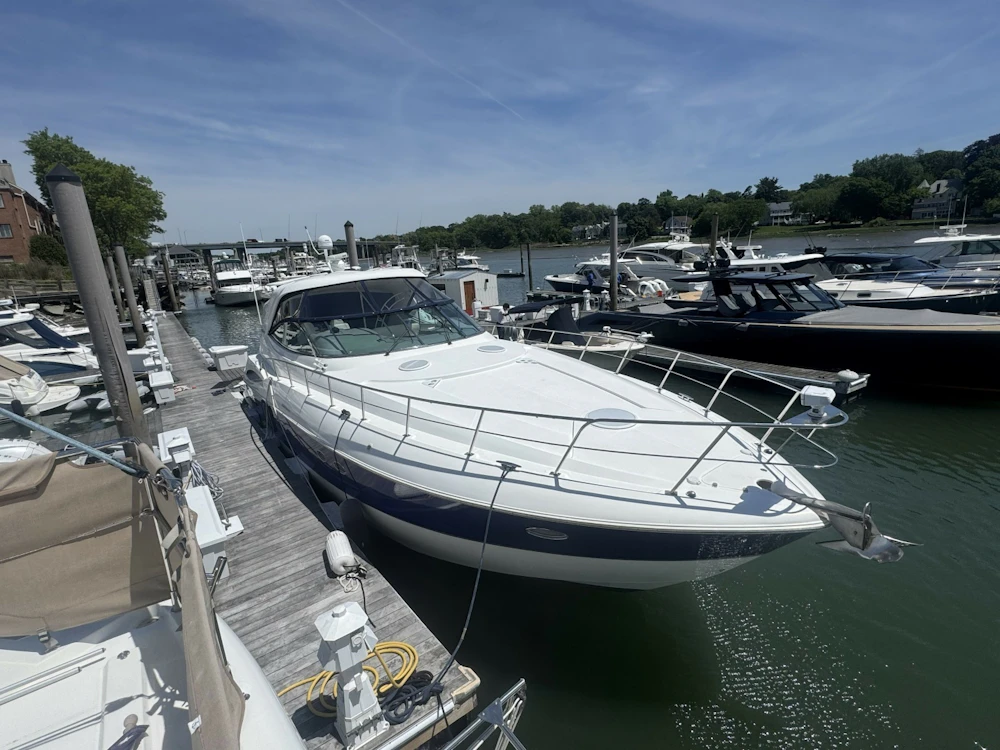 Cruisers Yachts 520 Express Yacht For Sale