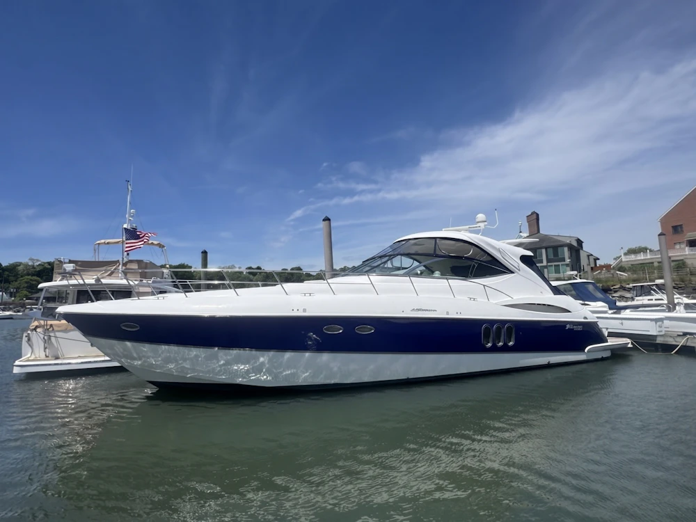 Cruisers Yachts 520 Express Yacht For Sale