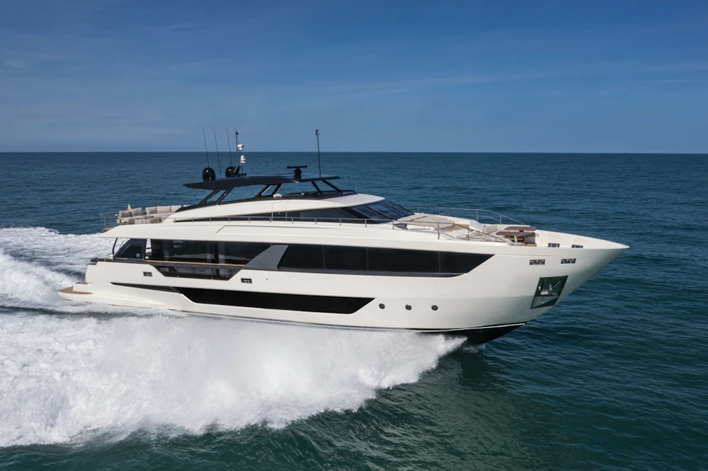 Ferretti Yachts 1000 Yacht For Sale