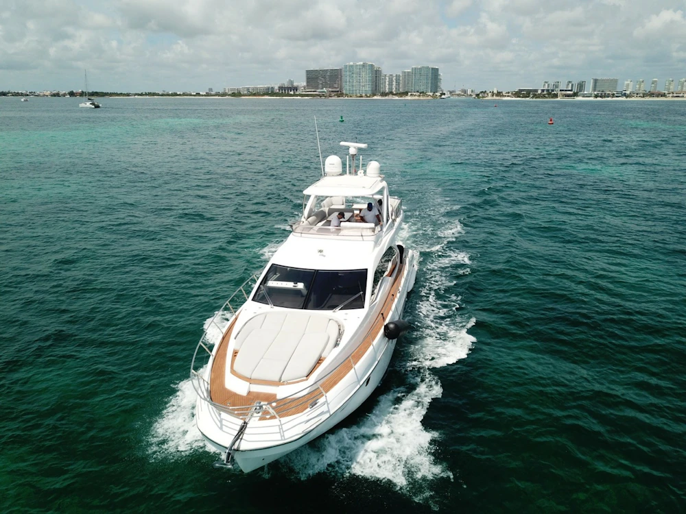 Azimut 55 Fly Yacht For Sale