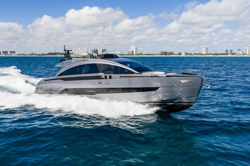 Pershing GTX80 Yacht For Sale