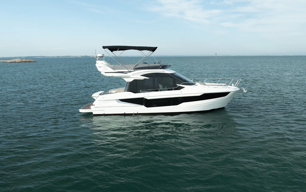 Galeon 400 Flybridge Yacht For Sale