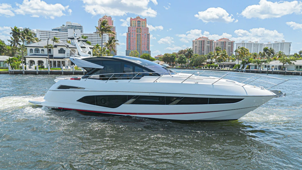 Sunseeker Predator 60 EVO Yacht For Sale