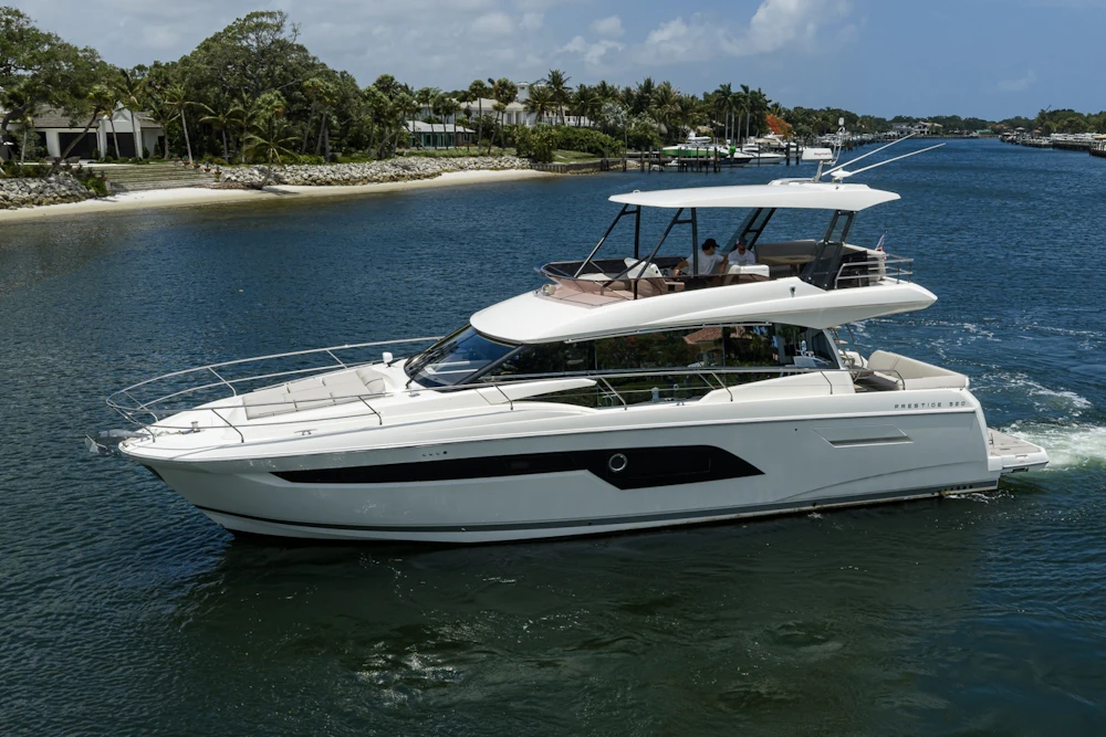 Prestige 520 Yacht For Sale