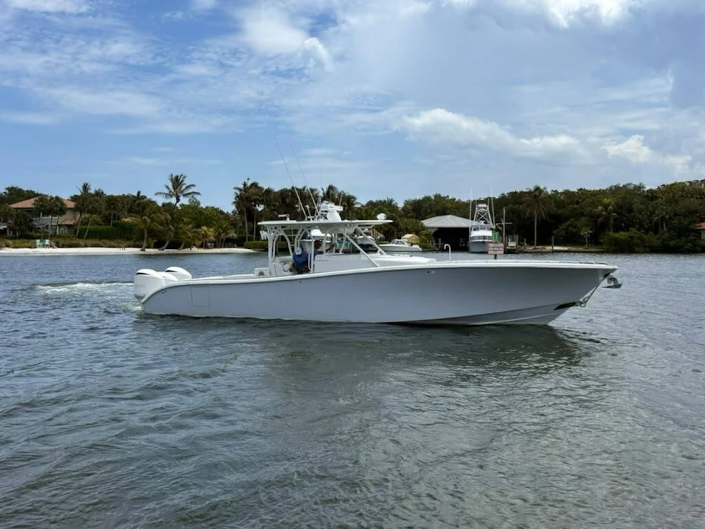 Yellowfin 42 Offshore Yacht For Sale