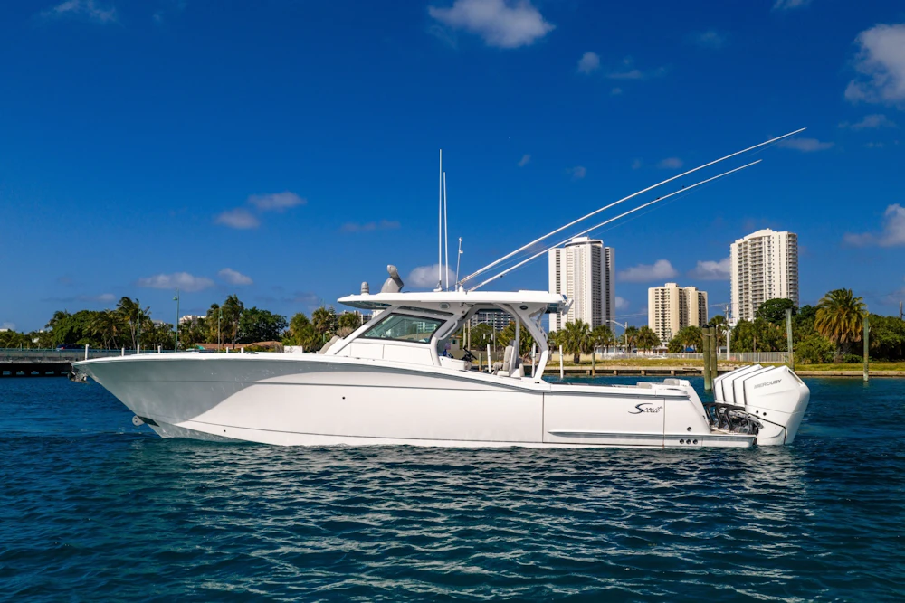 Scout 400 LXF Yacht For Sale
