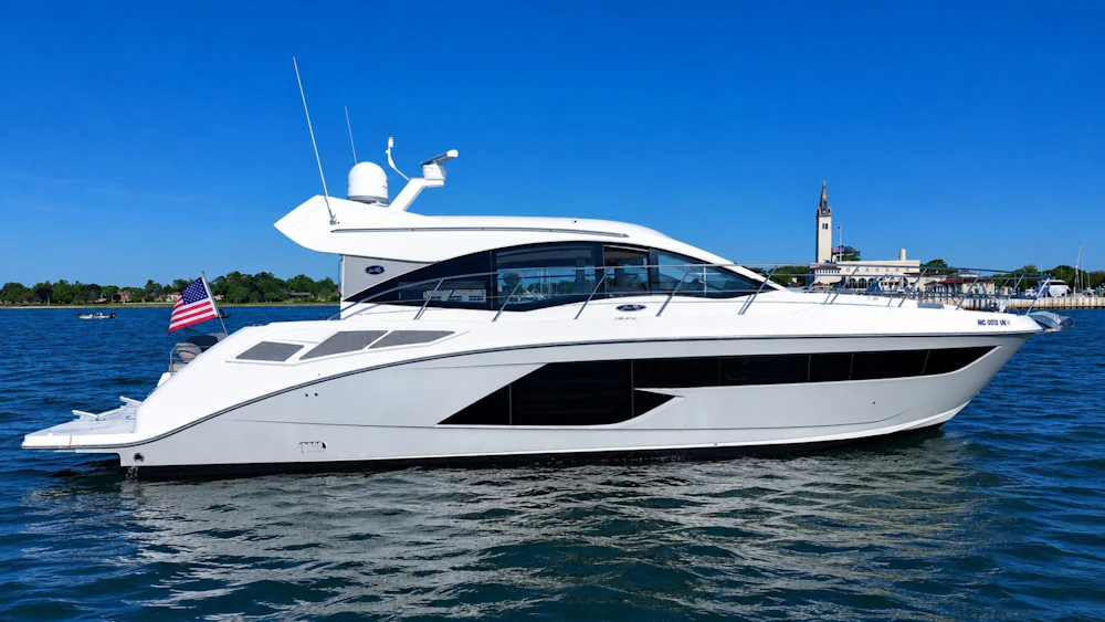 Sea Ray 520 Sundancer Yacht For Sale
