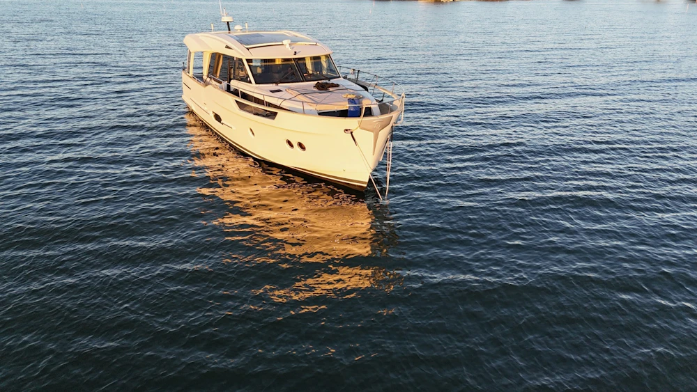 Greenline 48 Coupe Hybrid Yacht For Sale