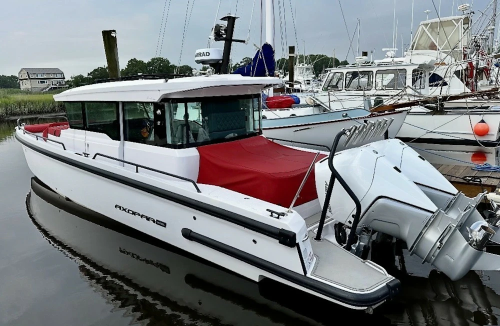 Axopar 37 XC Cross Cabin Yacht For Sale