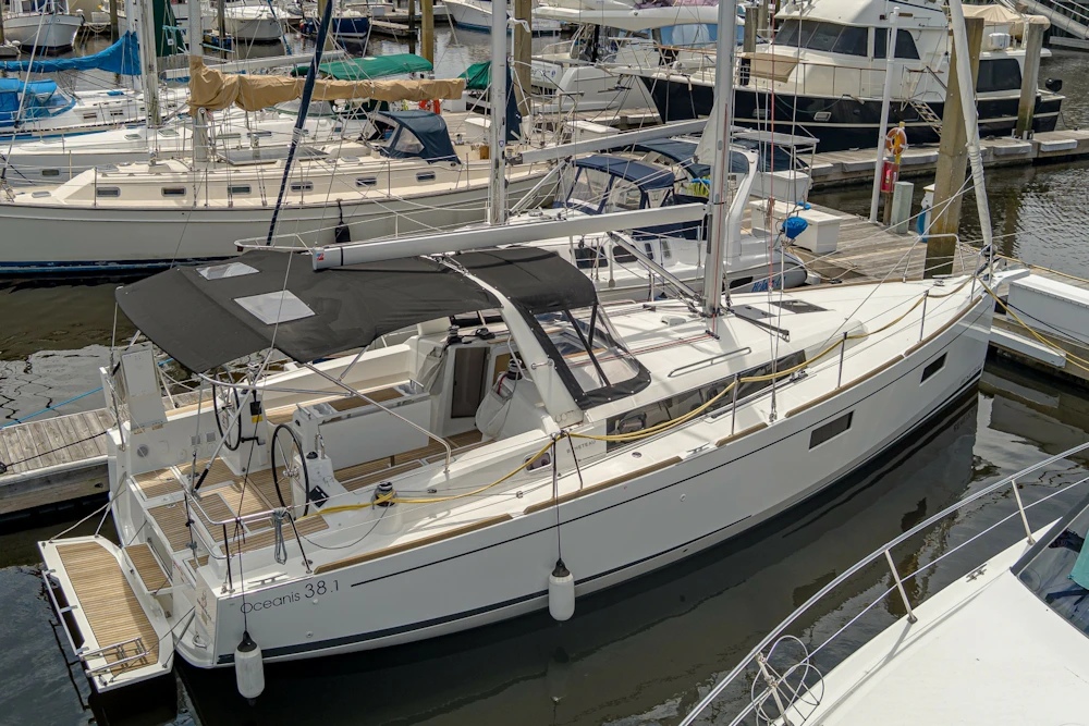 Beneteau 38.1 Yacht For Sale