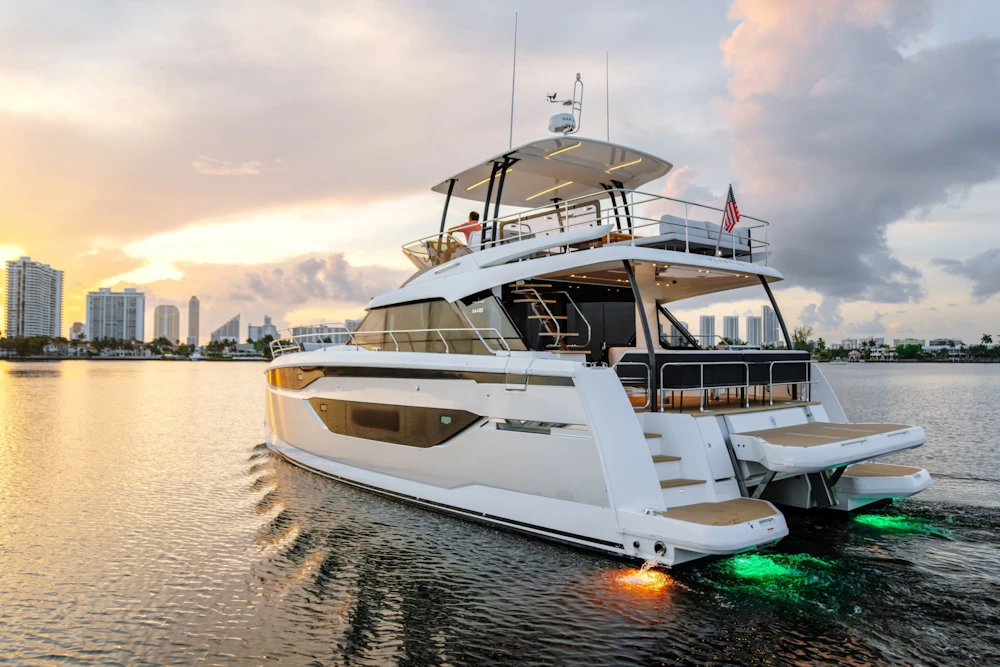 Prestige M48 Yacht For Sale