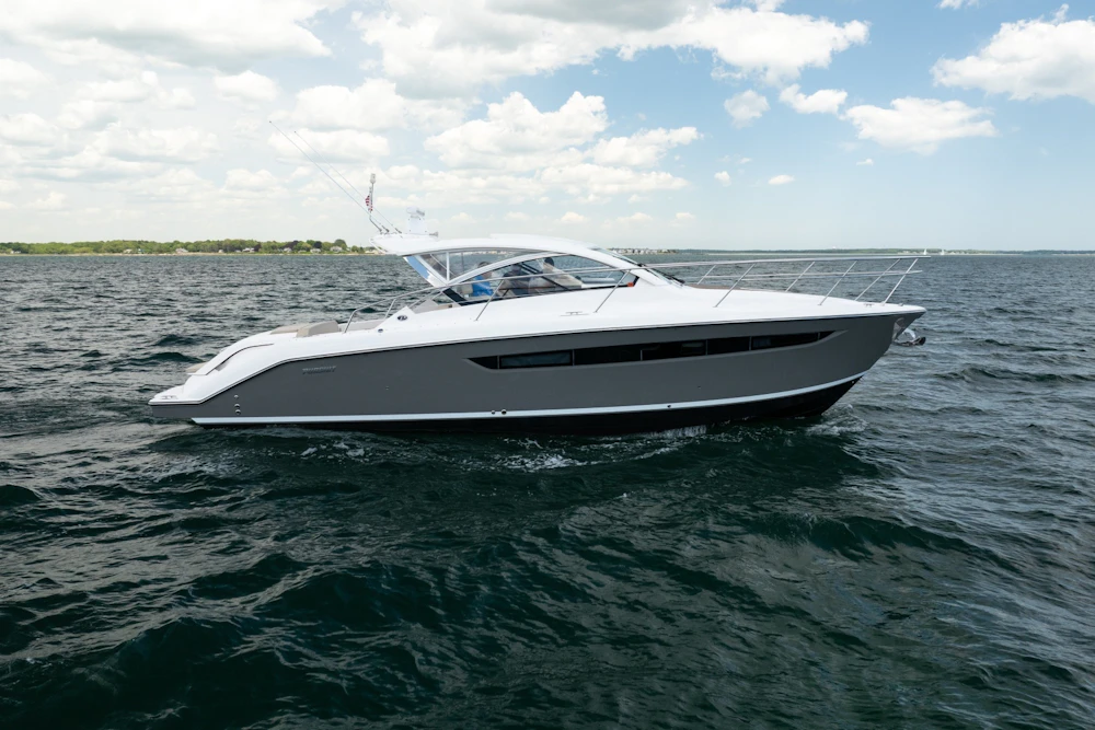 Pursuit 365i SC Yacht For Sale