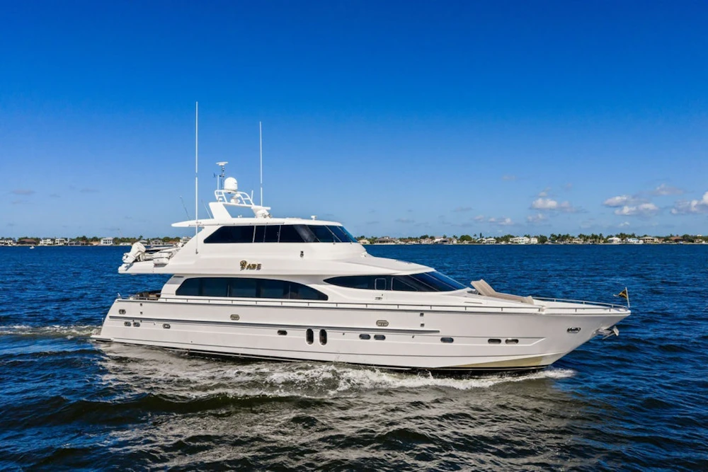 Horizon 82 Yacht For Sale