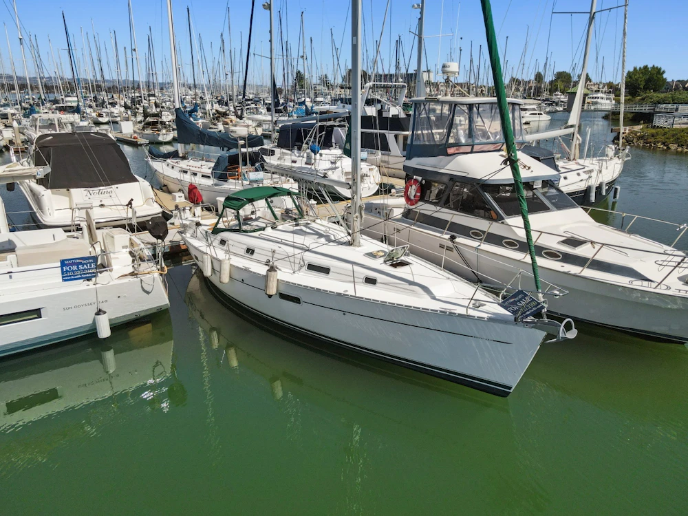 Beneteau  Yacht For Sale