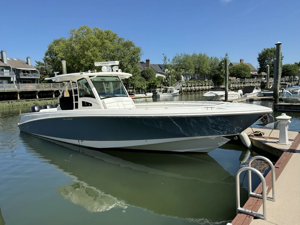 Boston Whaler  Yacht For Sale