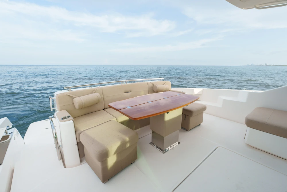 Tiara Yachts C53 Coupe Yacht For Sale