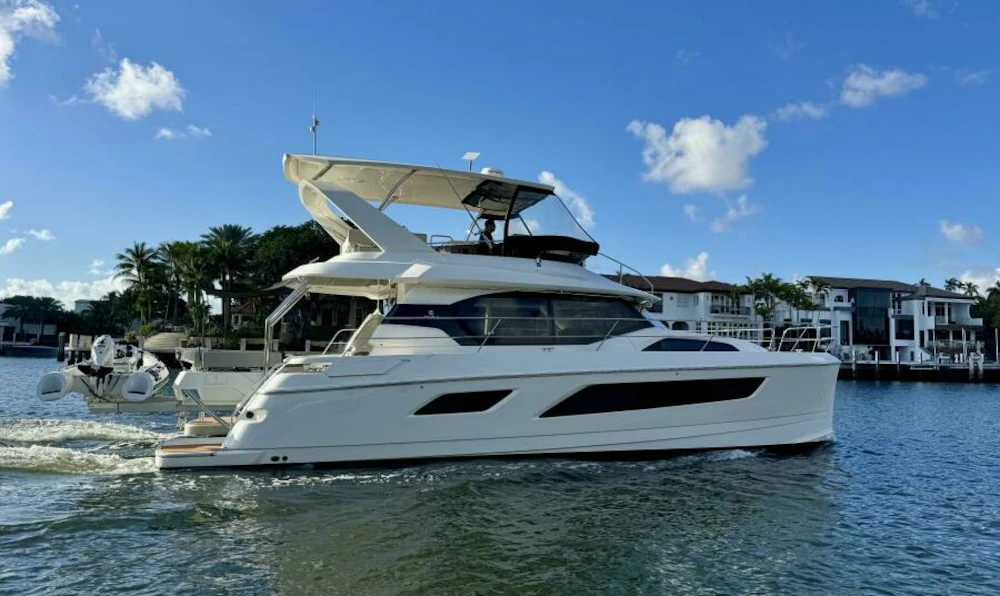Aquila Power Catamaran Yacht For Sale