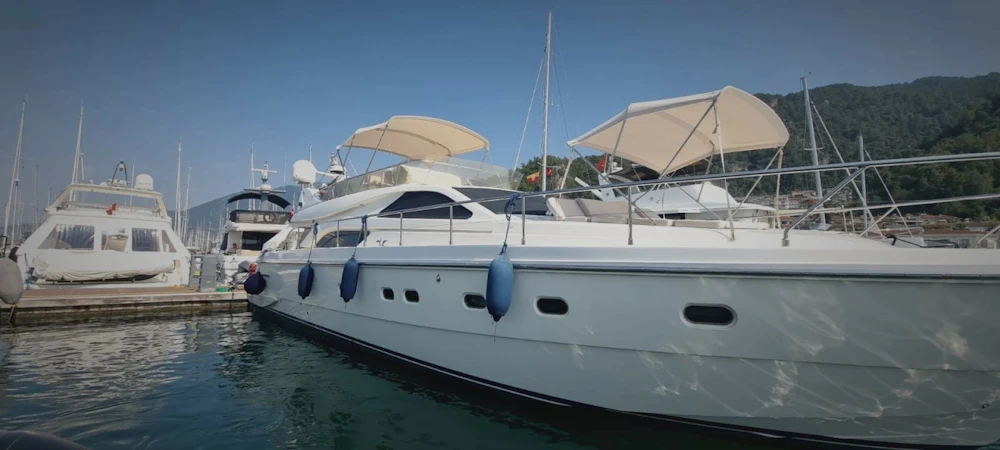 Ferretti Yachts  Yacht For Sale