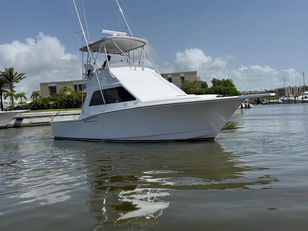 Cabo 35 Flybridge Yacht For Sale
