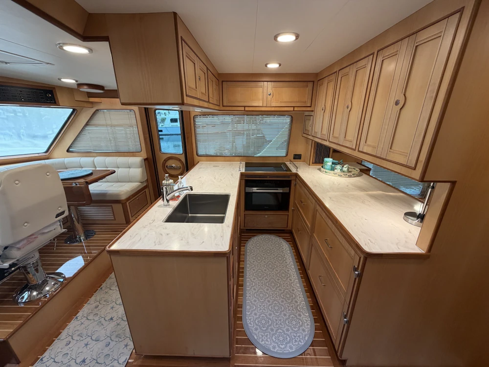 Marlow Explorer 53E Yacht For Sale