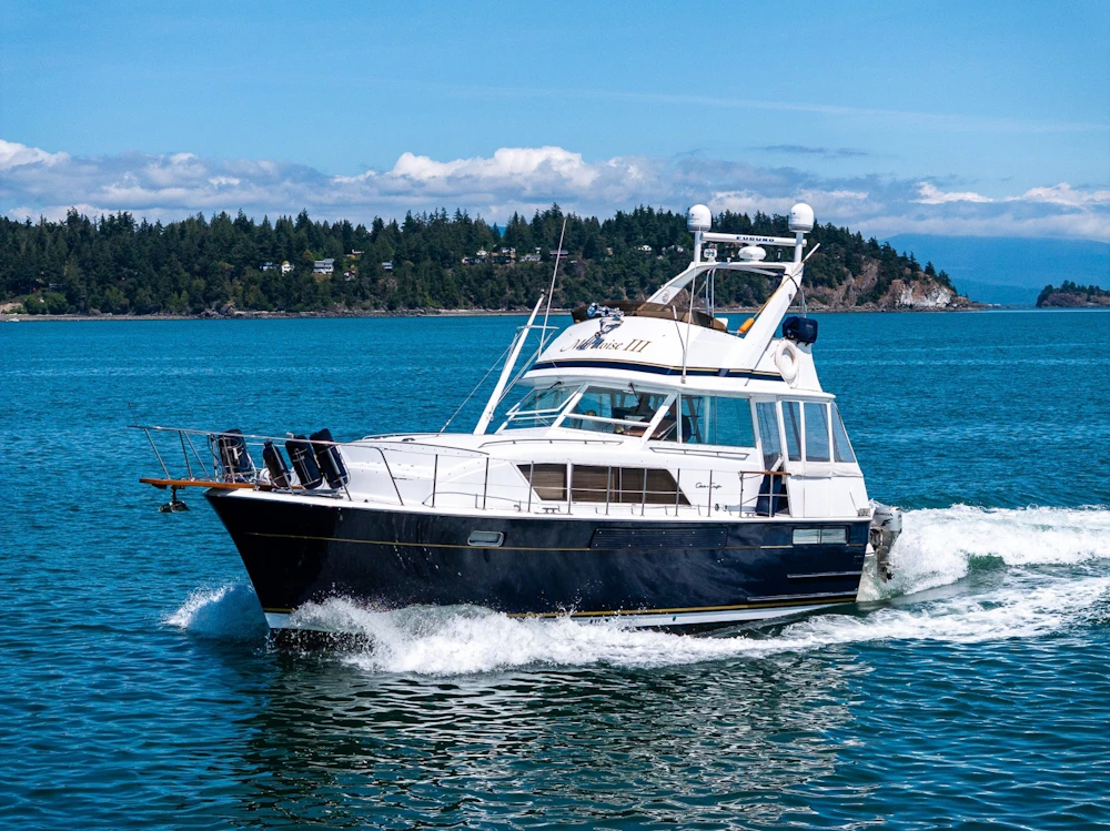 Chris-Craft 410 Commander Yacht For Sale