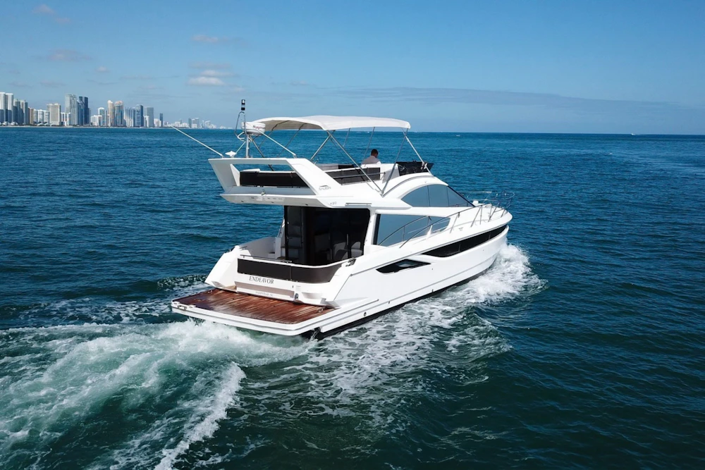 Galeon 420 Fly Yacht For Sale