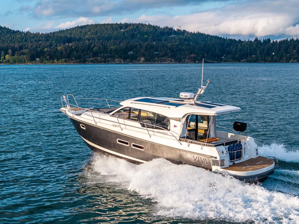 Nimbus 365 Coupe Yacht For Sale